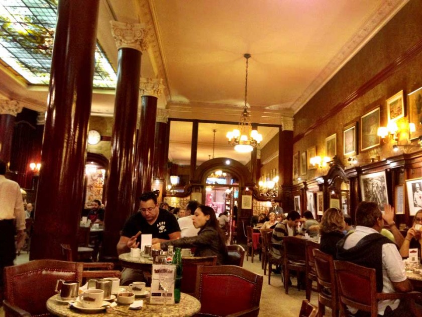 Café Tortoni 4 dias em Buenos Aires Argentina Mundo em Prosa