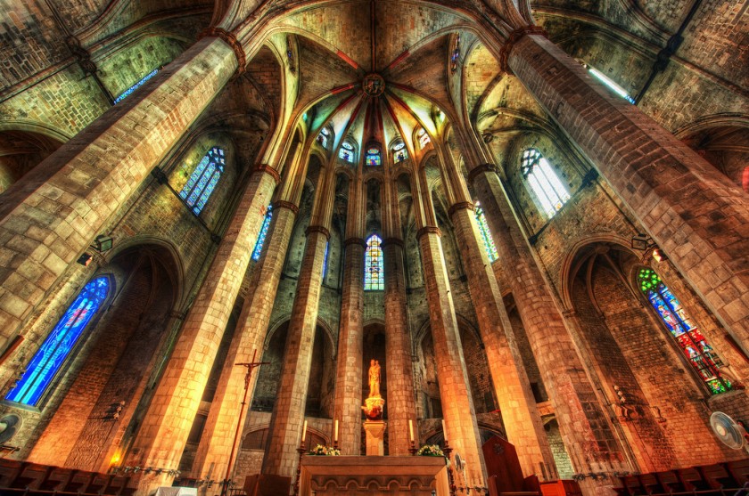 Interior da Igreja de Santa Maria del Mar Barcelona